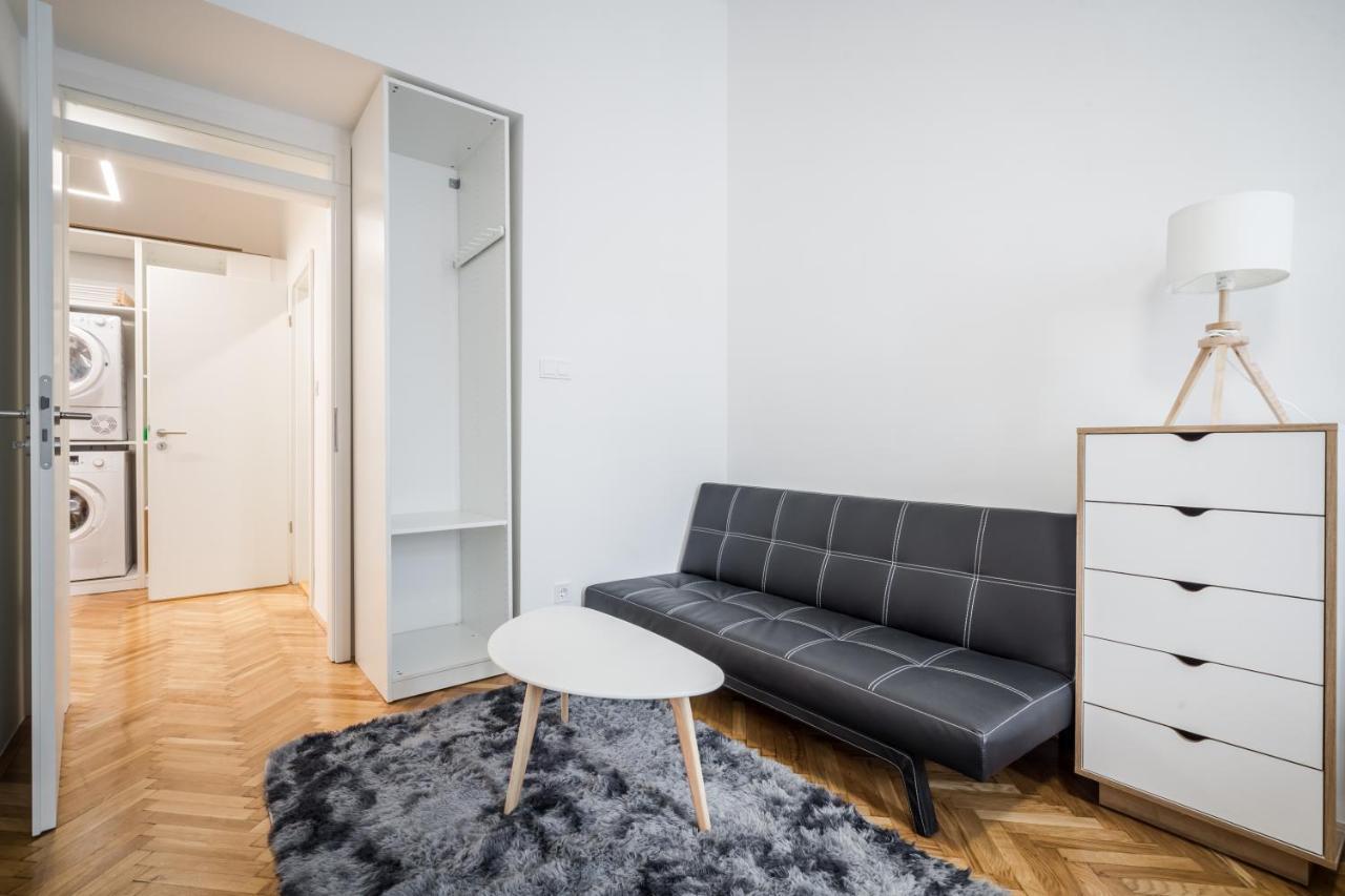 Bpr Stylish Vagabond Apartment With Ac Budapest Exteriör bild