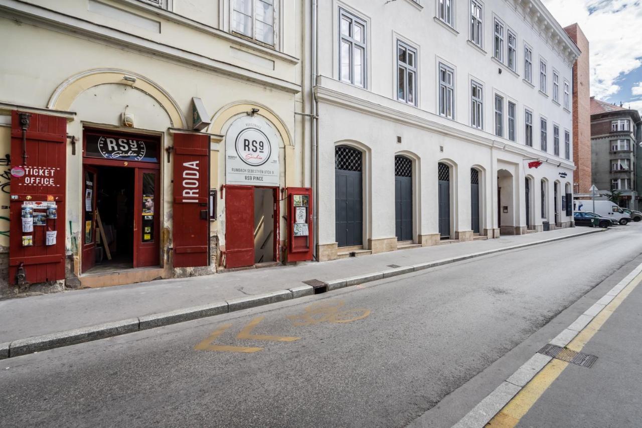 Bpr Stylish Vagabond Apartment With Ac Budapest Exteriör bild