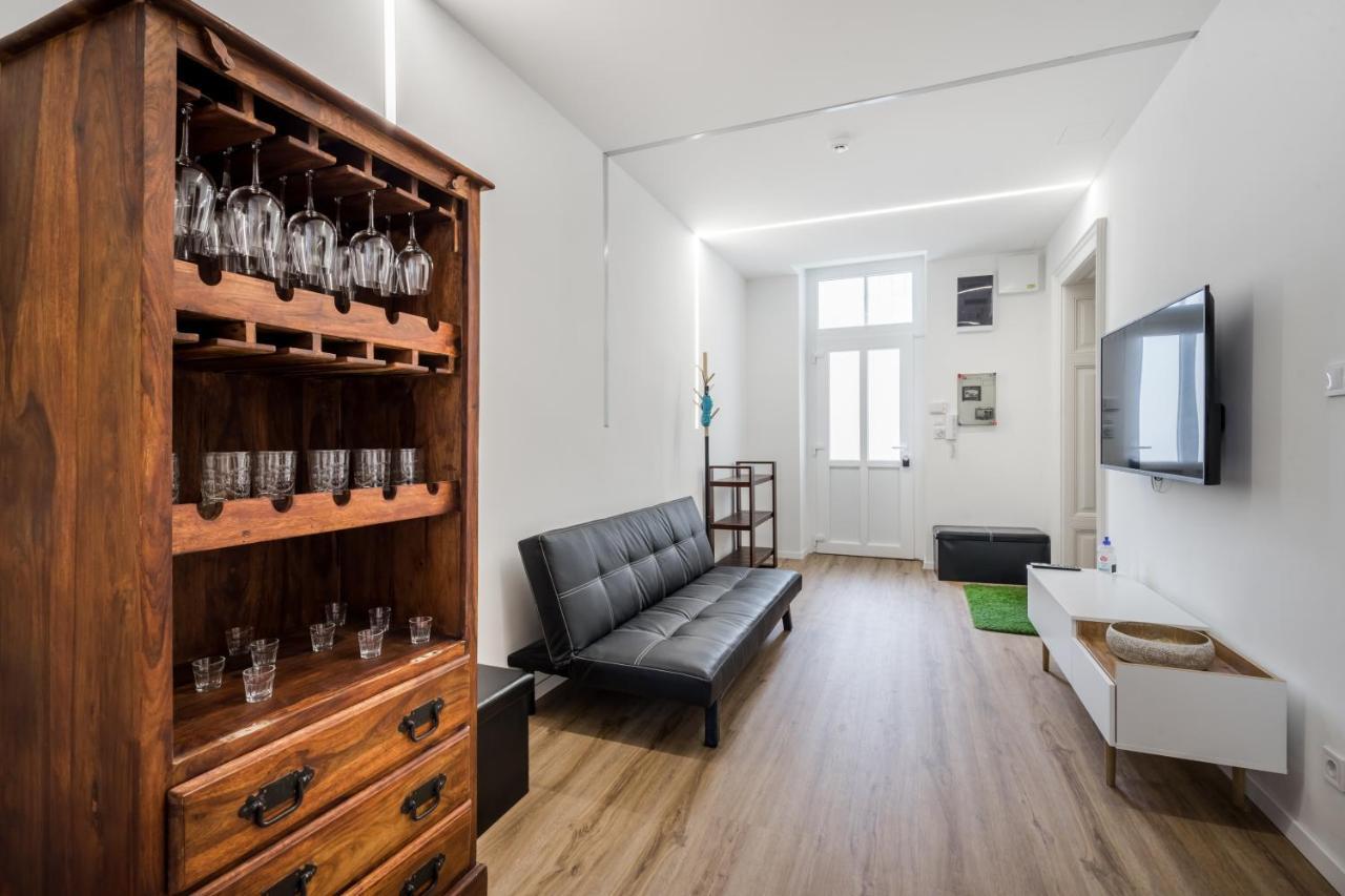 Bpr Stylish Vagabond Apartment With Ac Budapest Exteriör bild