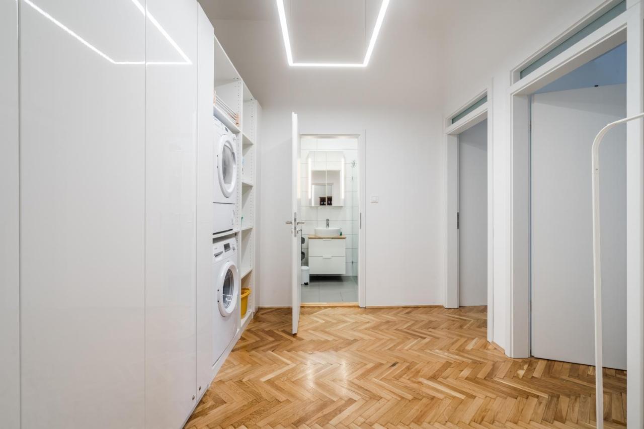 Bpr Stylish Vagabond Apartment With Ac Budapest Exteriör bild
